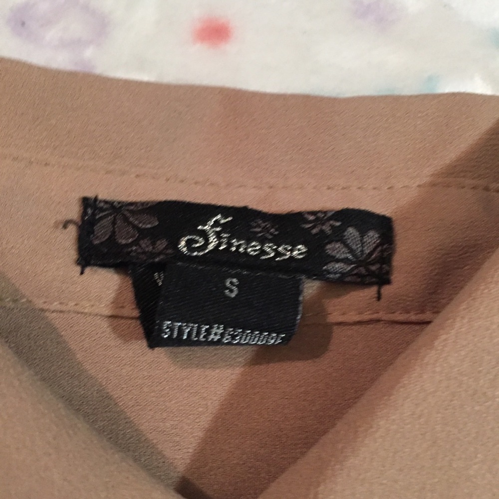 Button down - Picture 2 of 2